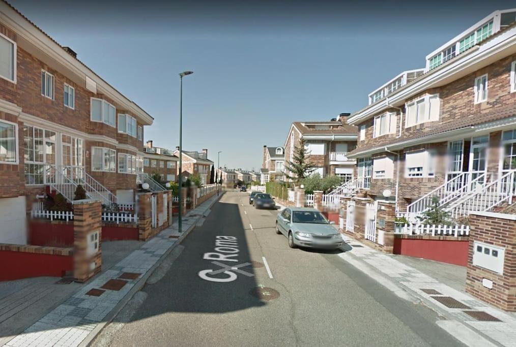 Chalet Urbano En Salamanca Santa Marta de Tormes Exteriér fotografie